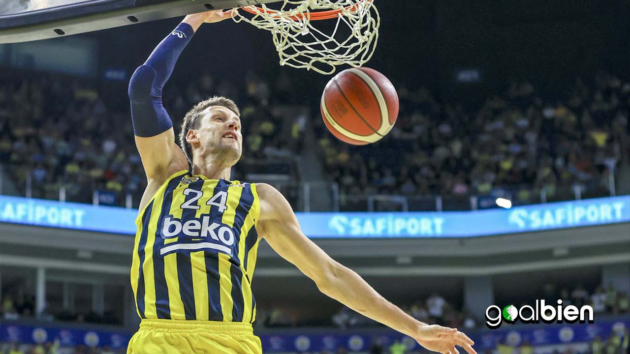 Fenerbahçe Beko, Serinin İlk Maçını Kazandı