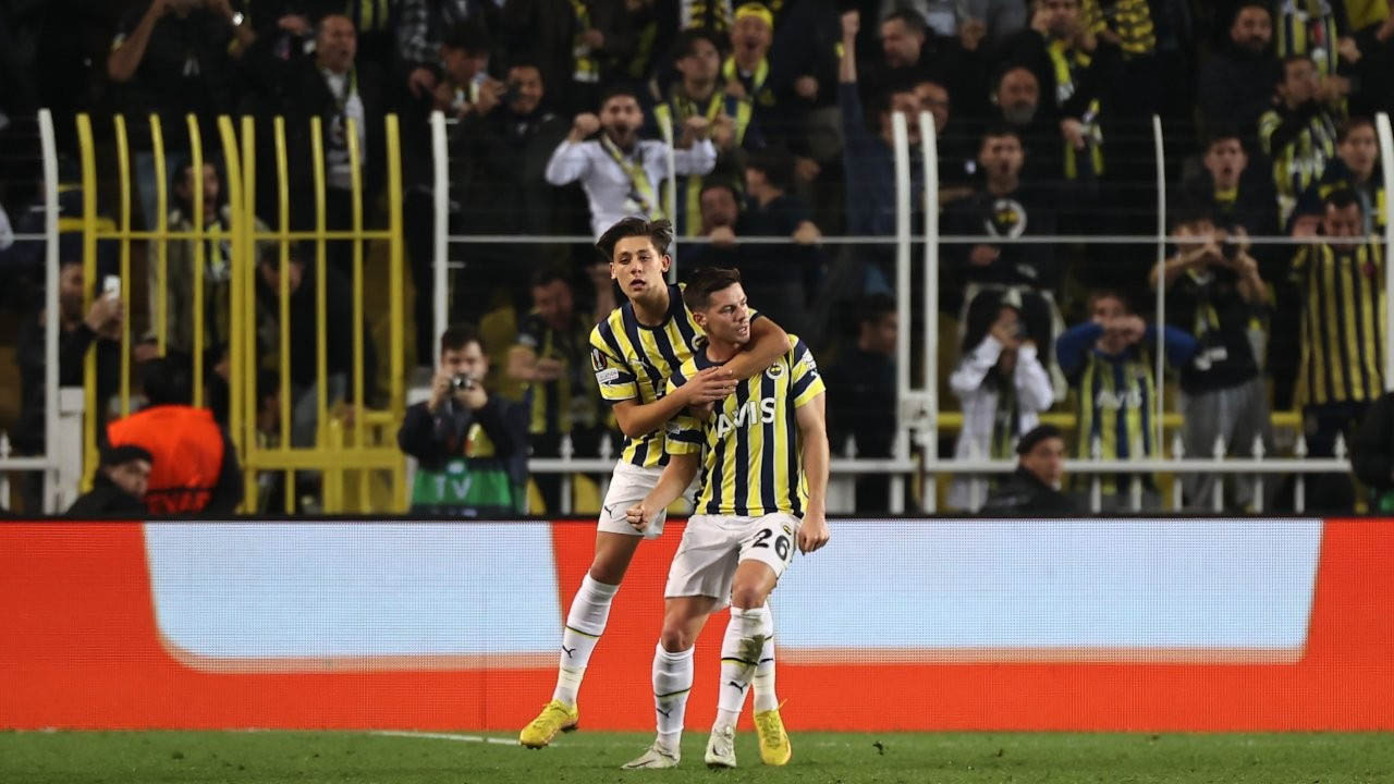 Fenerbahçe'nin tarihi Rennes geri dönüşü Avrupa'nın gözünden kaçmadı!