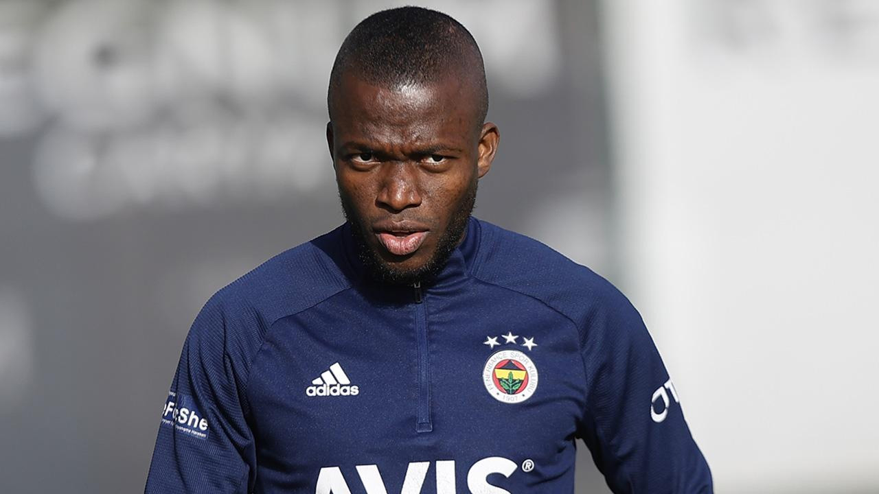 Enner Valencia, Fenerbahçe'ye veda mı ediyor? Menajeri konuştu!