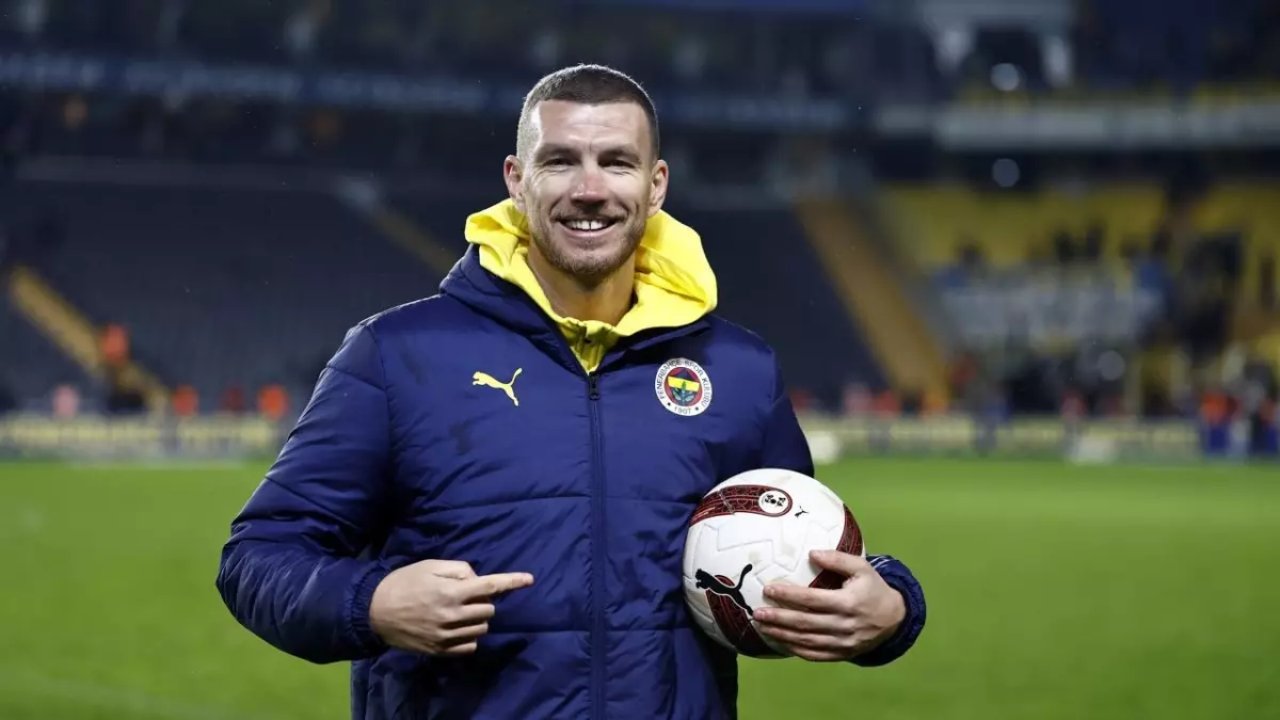 Edin Dzeko Fenerbahçe'de Yıllara Meydan Okuyor!